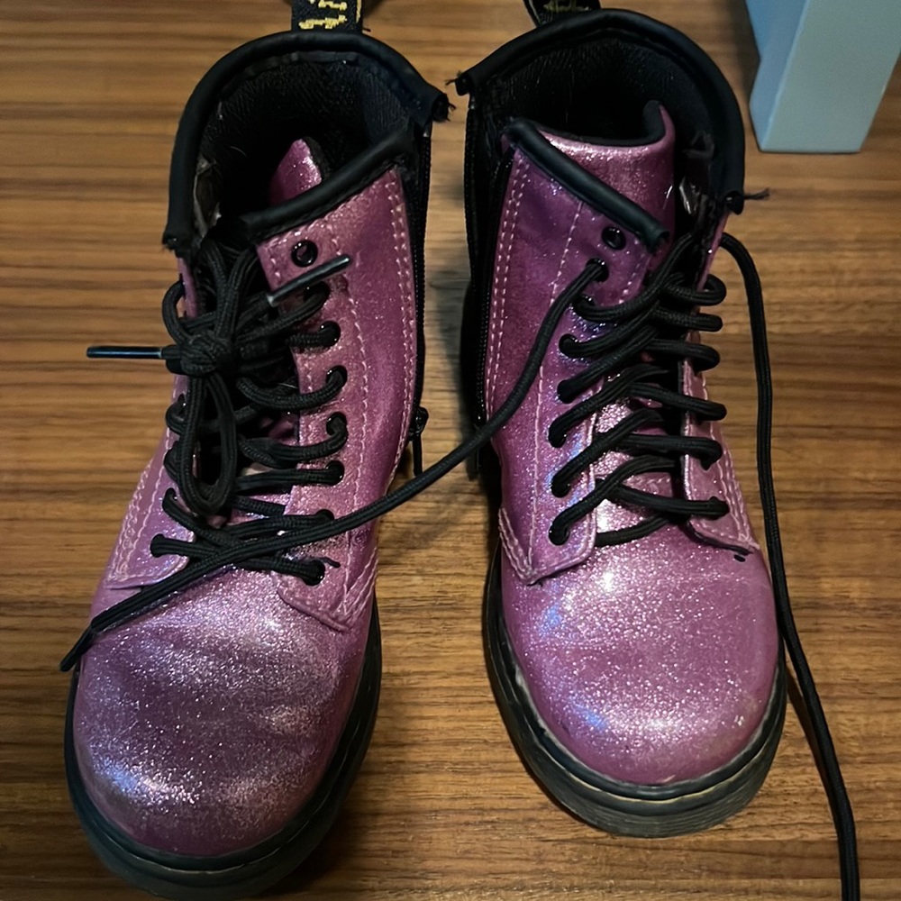 Dr. Marten’s Air girls size 10